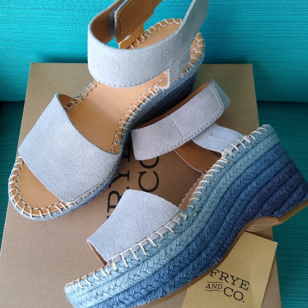 Frye & Co. Amber Espadrille Wedge, sz 6. Ice Blue